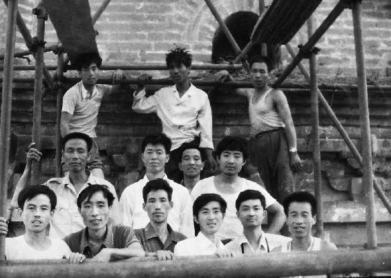 第一次拆塔 - 图1