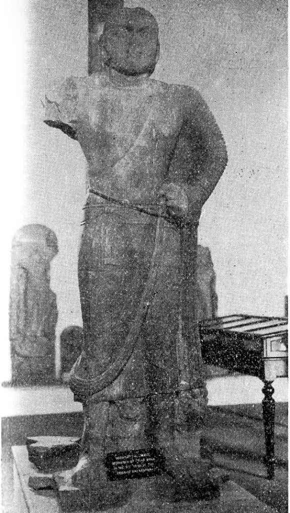 此文系去年3月14日在孟买日本人俱乐部为当地生活工作之有志之士所作之演讲稿。之后参观马德拉斯博物馆，[1]调查斯里兰卡岛屿佛教遗迹，补充一些新材料，以此敷衍成文，名之西游杂信十八篇。 - 图32