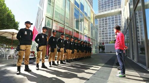 社交网络的奇迹：价值4000万的煎饼店 - 图2